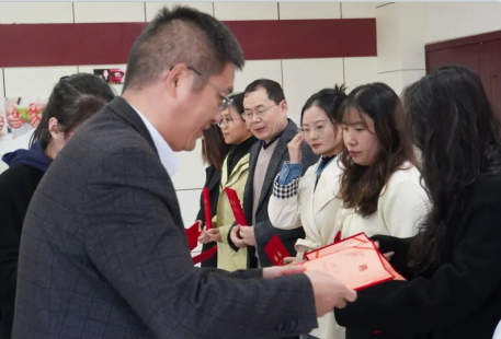 QQ20251114-095522.png QQ20251114-095522.png