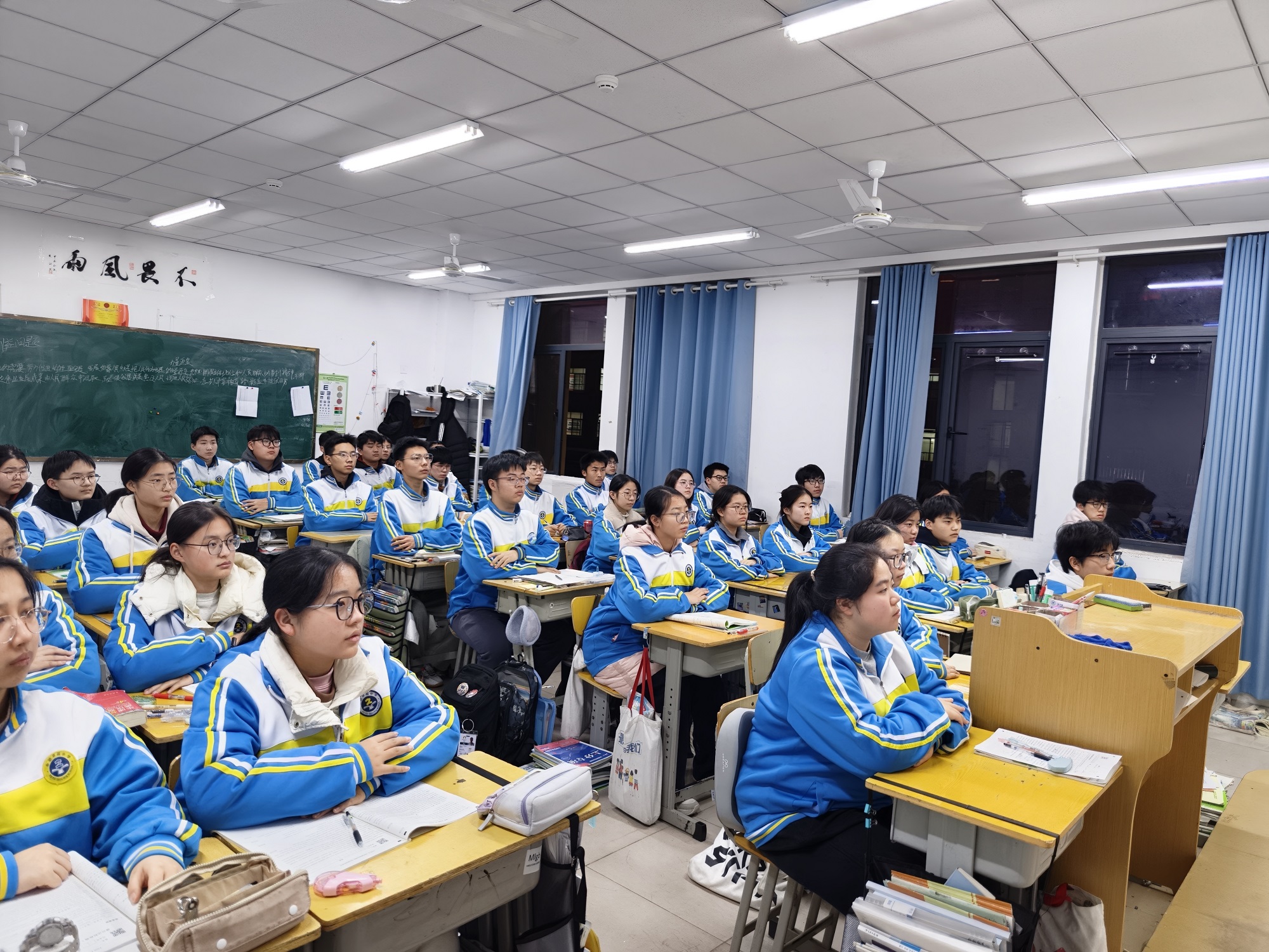 高一4班 科技-助力地域文化传承与发展主题学习1.jpg