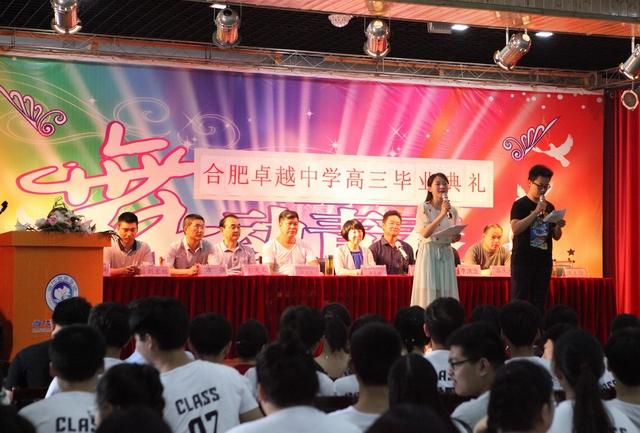 3方子文和李谢华合唱《同桌的你》.jpg
