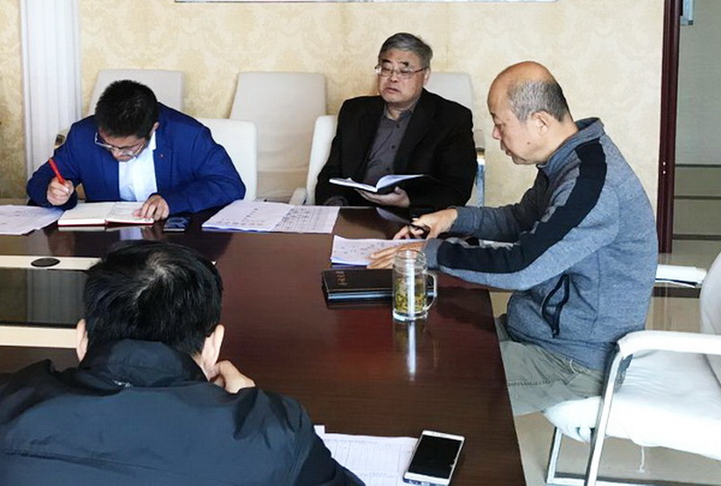 高三第一次月考分析会图片6-1.jpg