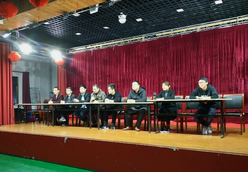 高二月考表彰大会1.jpg