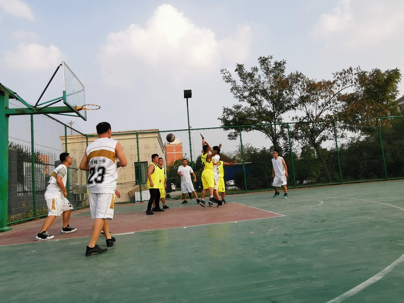 教职工篮球赛12.jpg