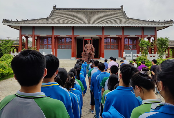 图片2.jpg
