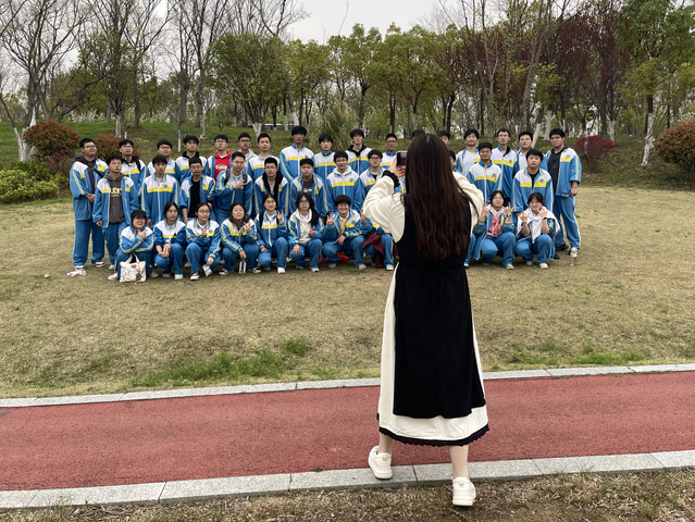 QQ20250331-141821.png
